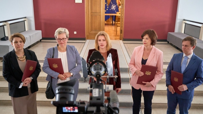 Ministru prezidente un uzņēmējus pārstāvošās organizācijas paraksta vienošanos par labas korporatīvās pārvaldības principu īstenošanu kapitālsabiedrībās